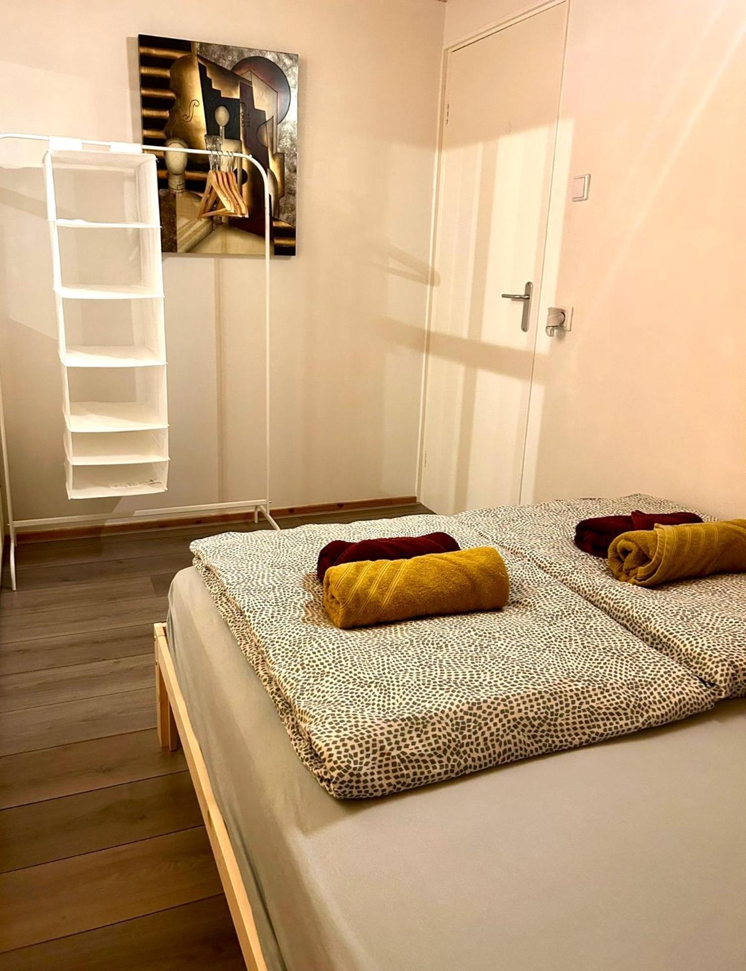 Buddha Style Family House & Jacuzzi & Sauna Near Amsterdam Vijfhuizen Extérieur photo